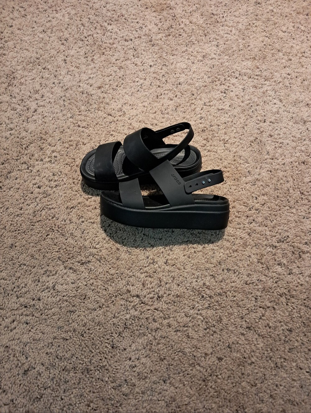 CROCS Women’s Black Double-Strap Sandals In Size 6 - Picture 9 of 11